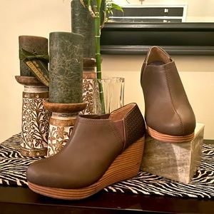 Dr. Sholl’s Women’s Harlow Shooties - New never worn